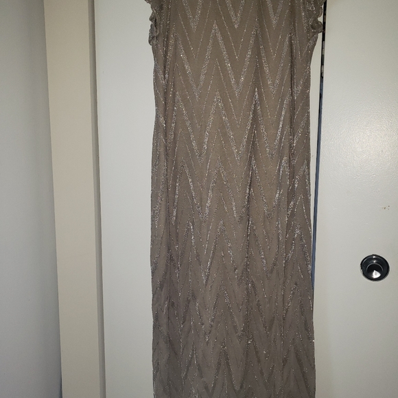 Nude and Silver cocktail/evening dress - Picture 2 of 3